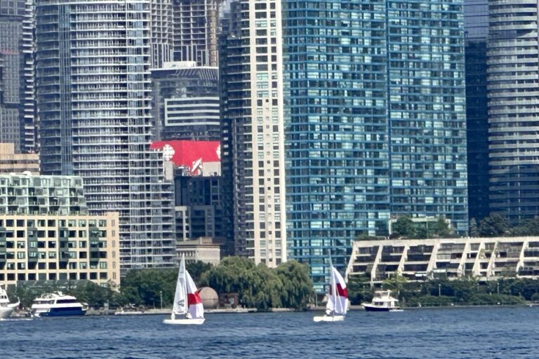 cd2c0434-acda-237e-30b4-1aaa44dbd289