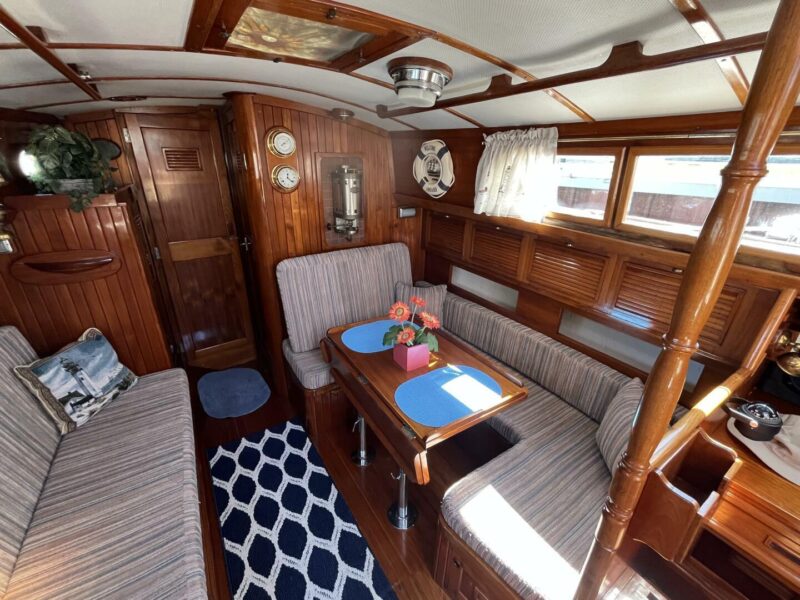 1978 Cheoy Lee Offshore 33