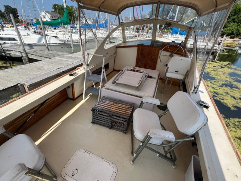 1981 Dyer Dyer 29 Flush Deck/Bass Boat