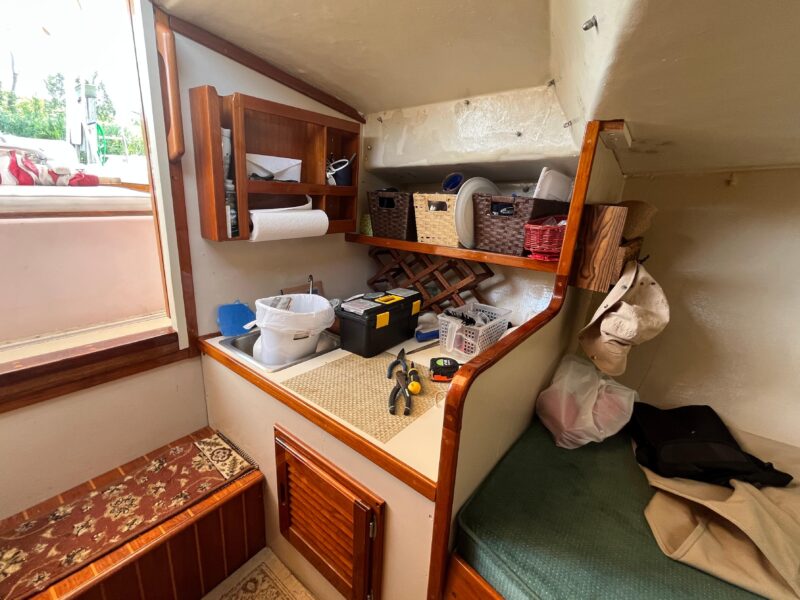1981 Dyer Dyer 29 Flush Deck/Bass Boat