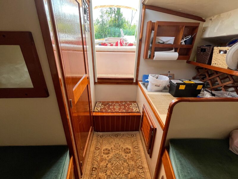 1981 Dyer Dyer 29 Flush Deck/Bass Boat