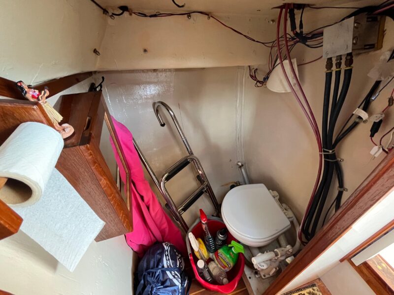 1981 Dyer Dyer 29 Flush Deck/Bass Boat