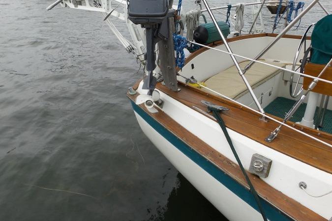 1981 Pearson 424