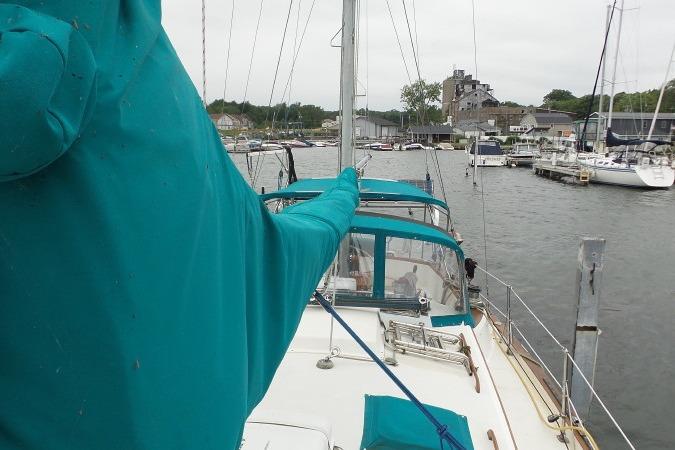 1981 Pearson 424