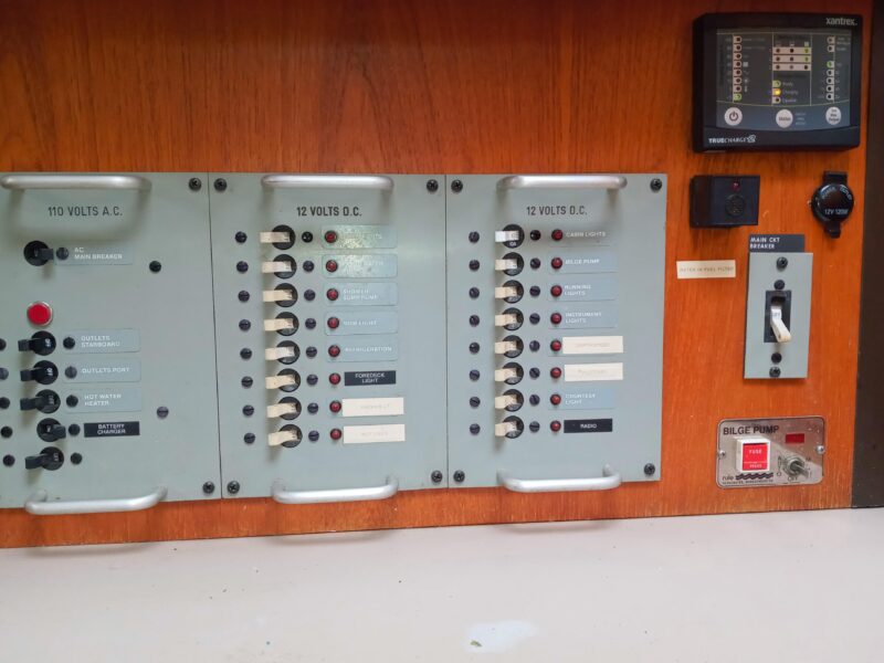 1982 C&C Landfall 35