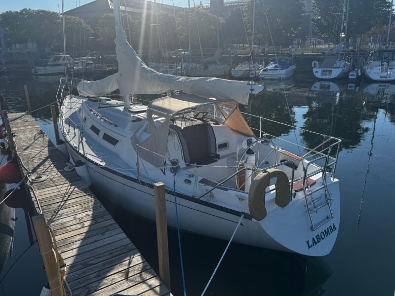 1984 Hunter 37