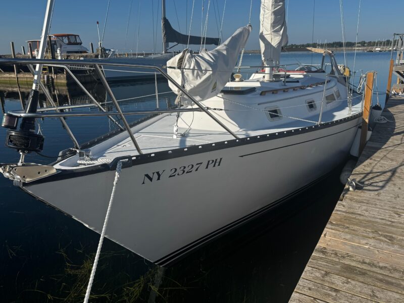 1984 Hunter 37