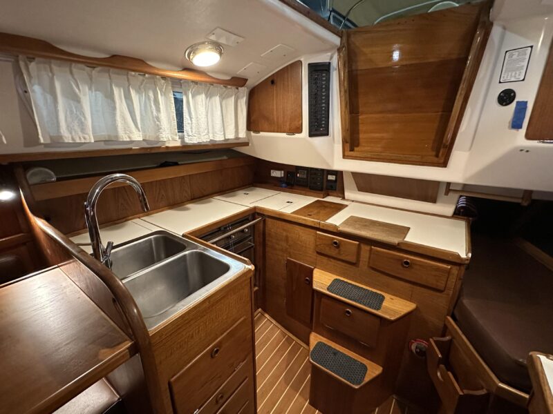 1984 Sabre 34