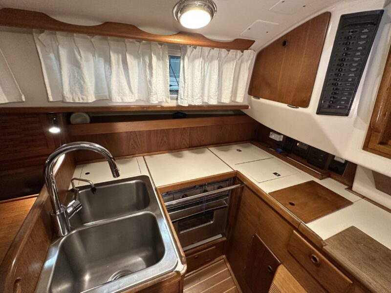 1984 Sabre 34