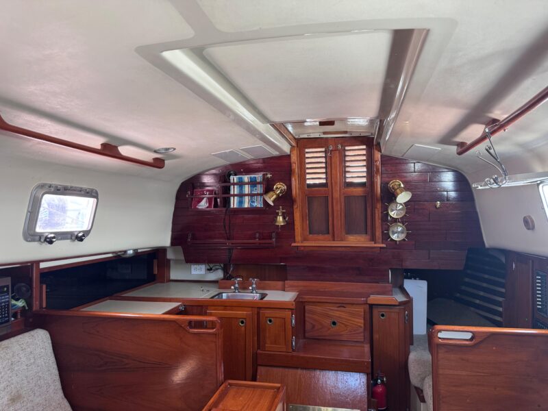 1985 Bayfield 32