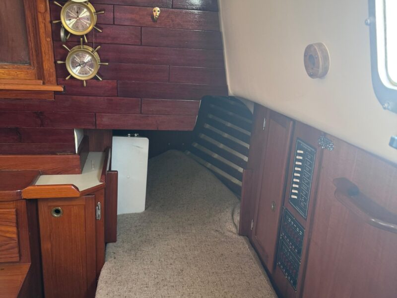 1985 Bayfield 32