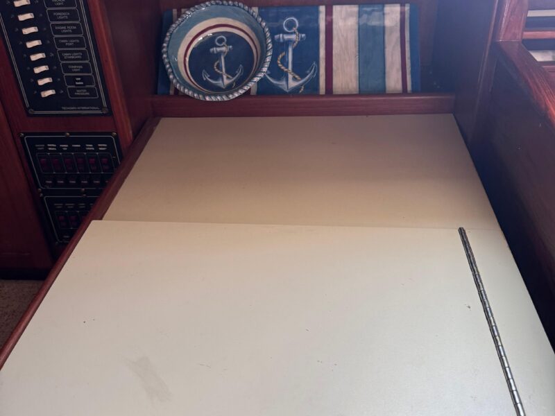 1985 Bayfield 32