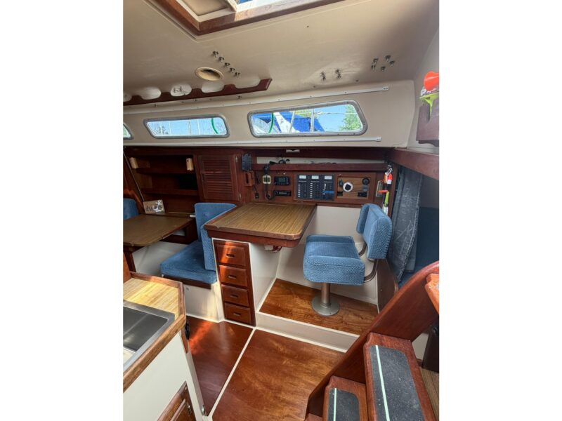 1985 Catalina 36