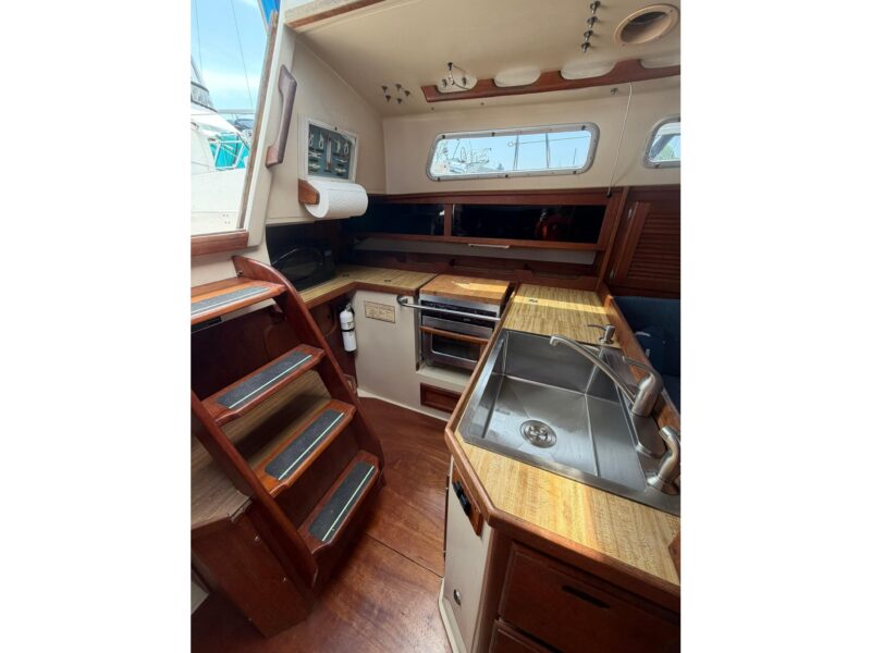 1985 Catalina 36