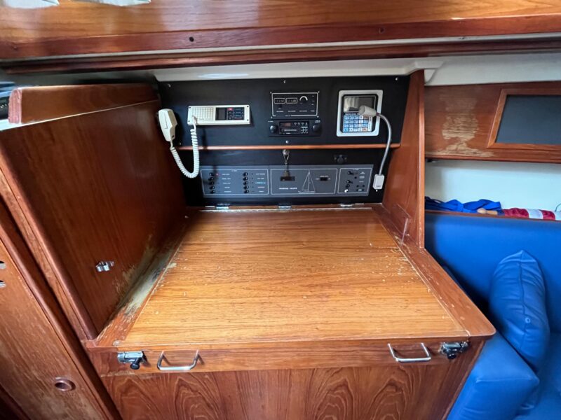 1986 Pearson 33-2