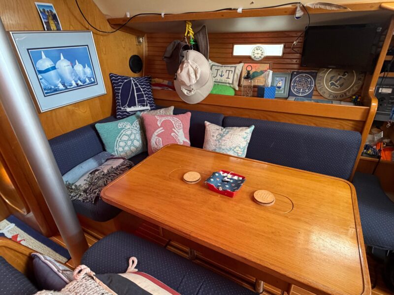 1988 Beneteau Oceanis 390