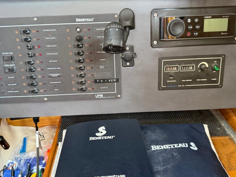 1988 Beneteau Oceanis 390