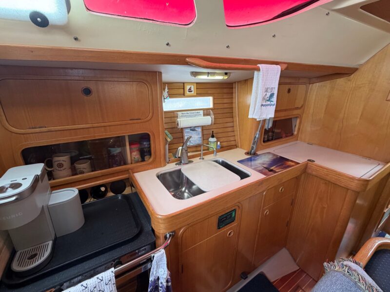 1988 Beneteau Oceanis 390