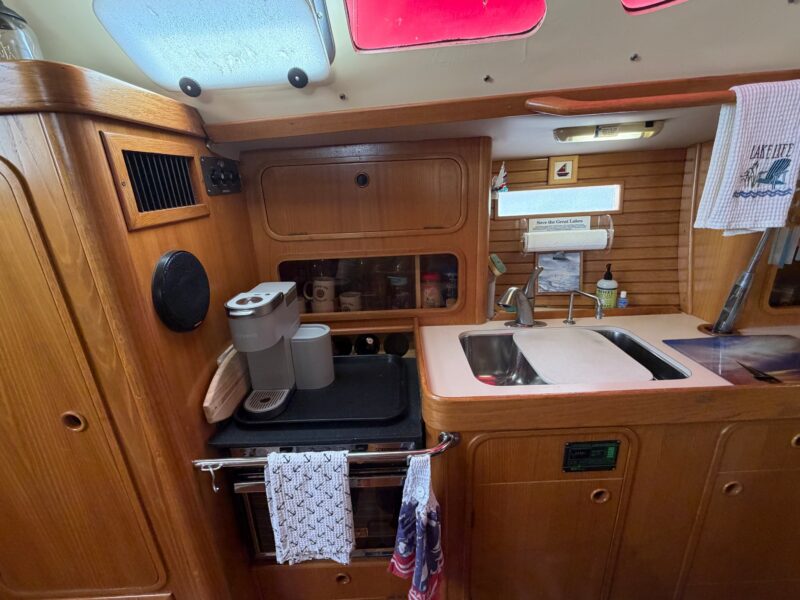 1988 Beneteau Oceanis 390