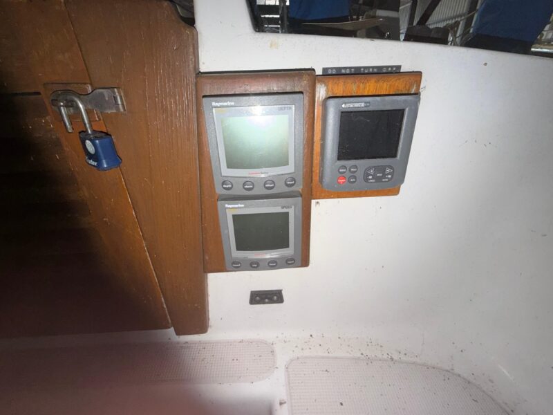 1988 Pacific Seacraft Crealock 37