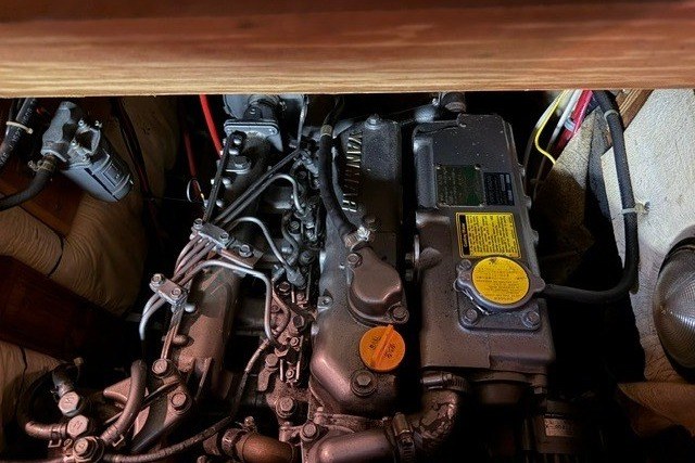 1988 Pacific Seacraft Crealock 37