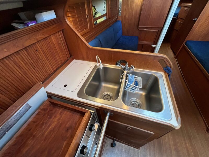 1988 Sabre 34 MK II