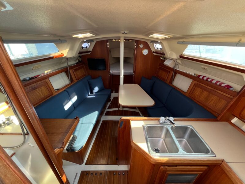 1992 Hunter 30