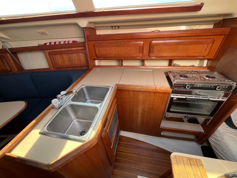 1992 Hunter 30