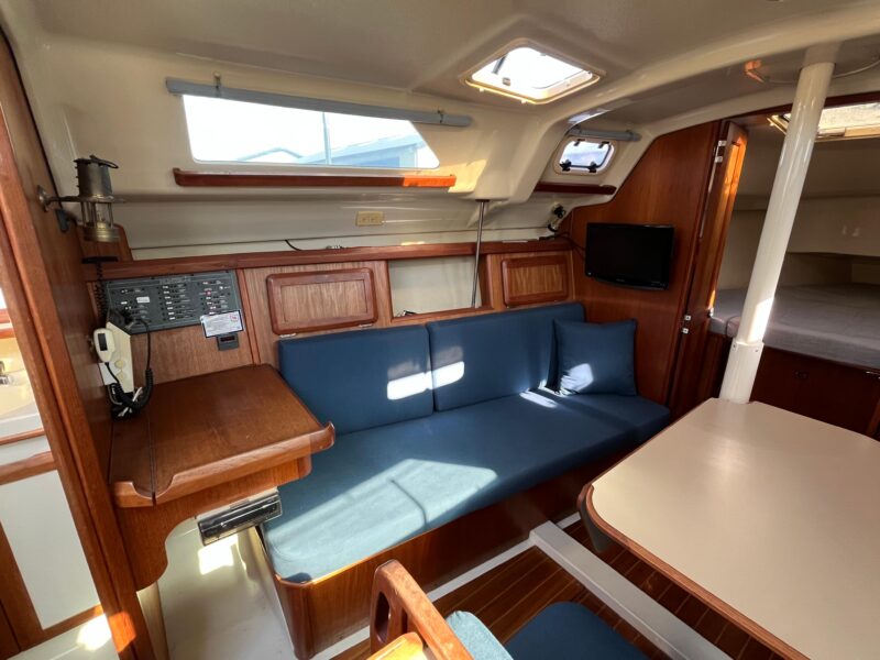 1992 Hunter 30