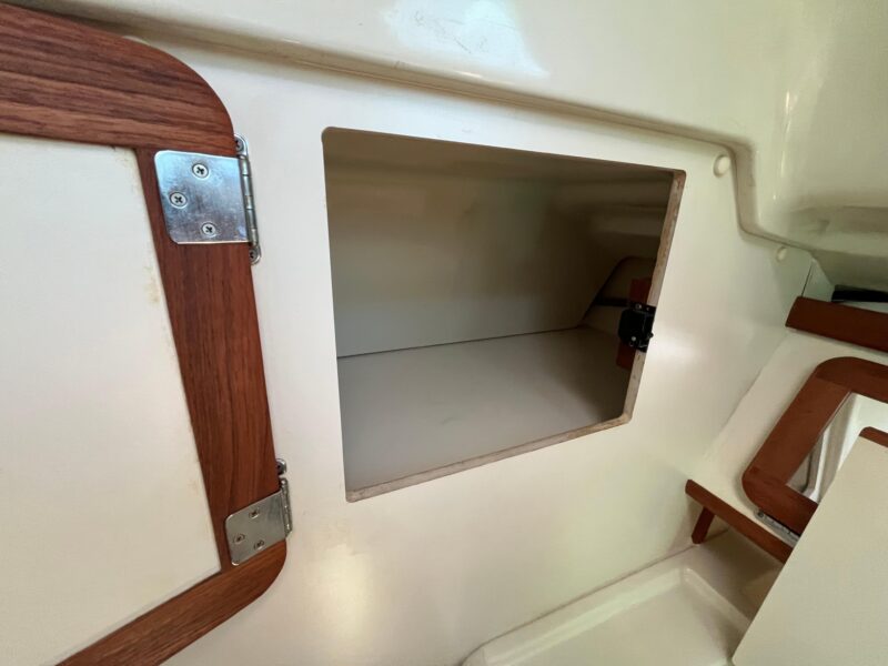 1992 Hunter 30