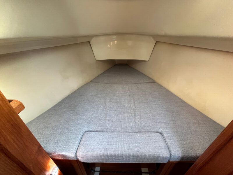 1992 Hunter 30