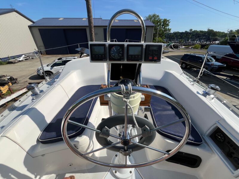1992 Hunter 30