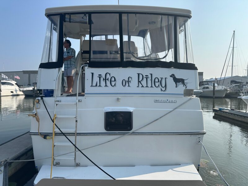 1993 Carver 350 Aft Cabin Motor Yacht