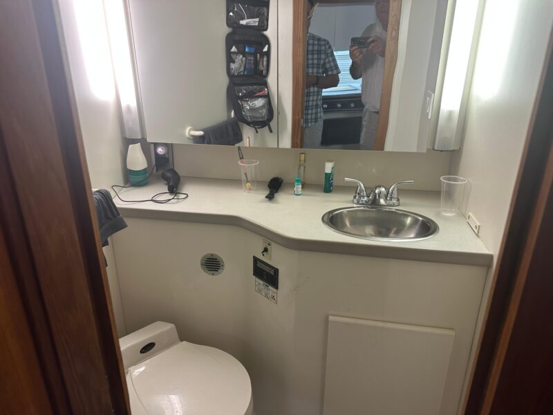 1993 Carver 350 Aft Cabin Motor Yacht