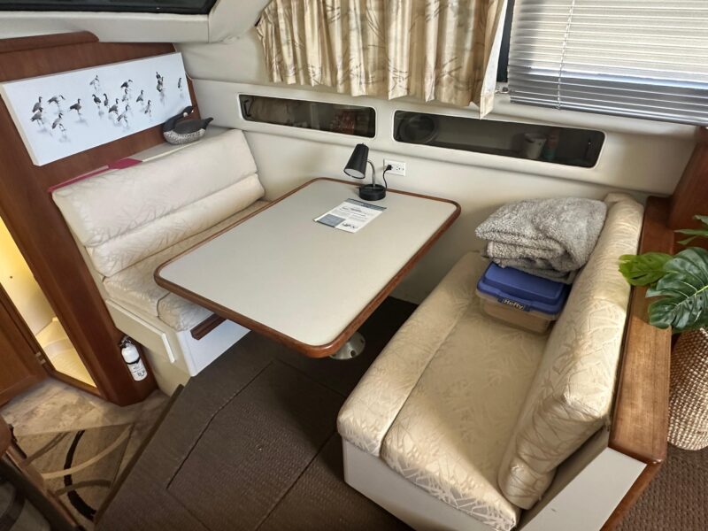 1993 Carver 350 Aft Cabin Motor Yacht