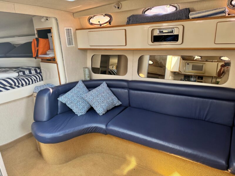 1995 Sea Ray 370 Express Cruiser