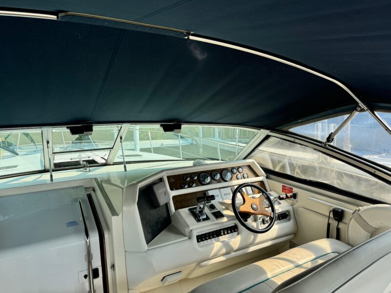 1995 Sea Ray 370 Express Cruiser