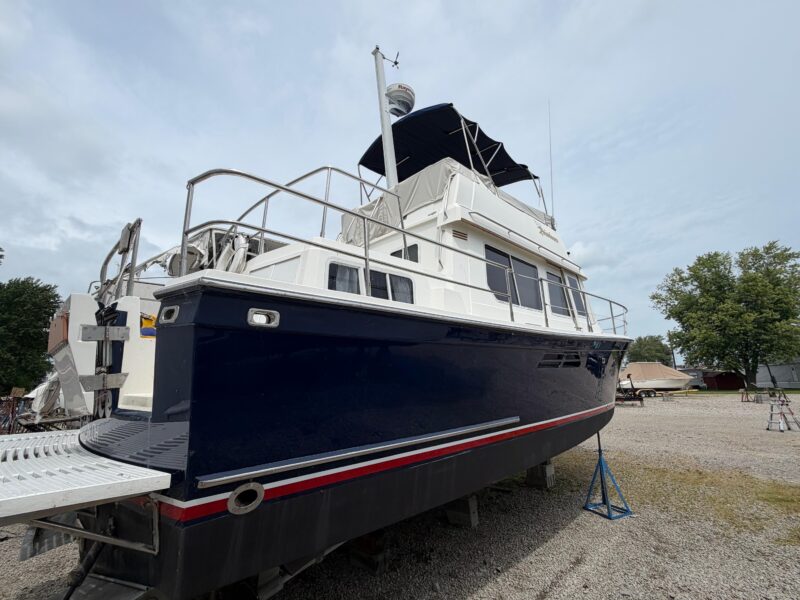 1998 Sabreline 36 Fast Trawler