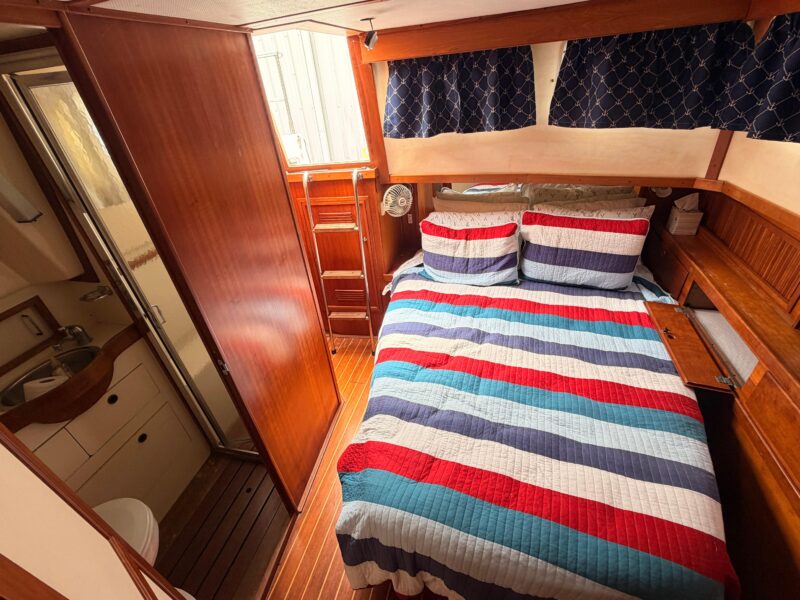 1998 Sabreline 36 Fast Trawler