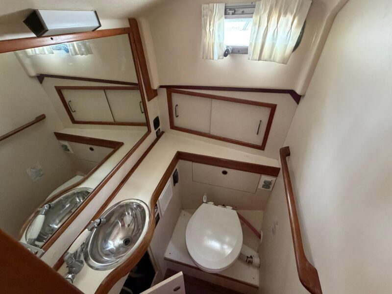 1998 Sabreline 36 Fast Trawler