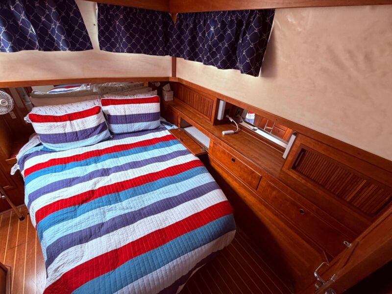 1998 Sabreline 36 Fast Trawler