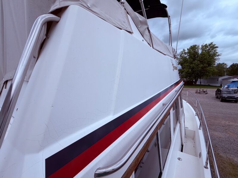 1998 Sabreline 36 Fast Trawler