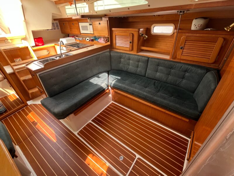 1999 Catalina 36 MkII