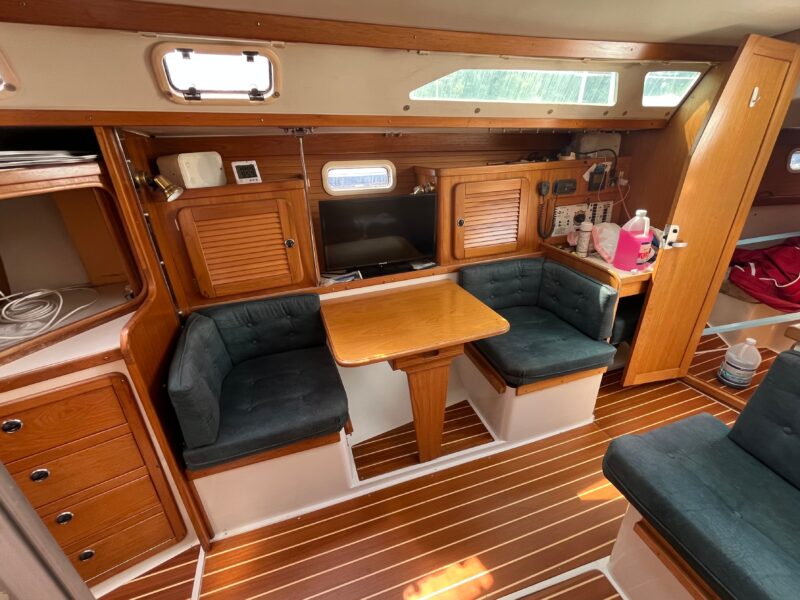 1999 Catalina 36 MkII