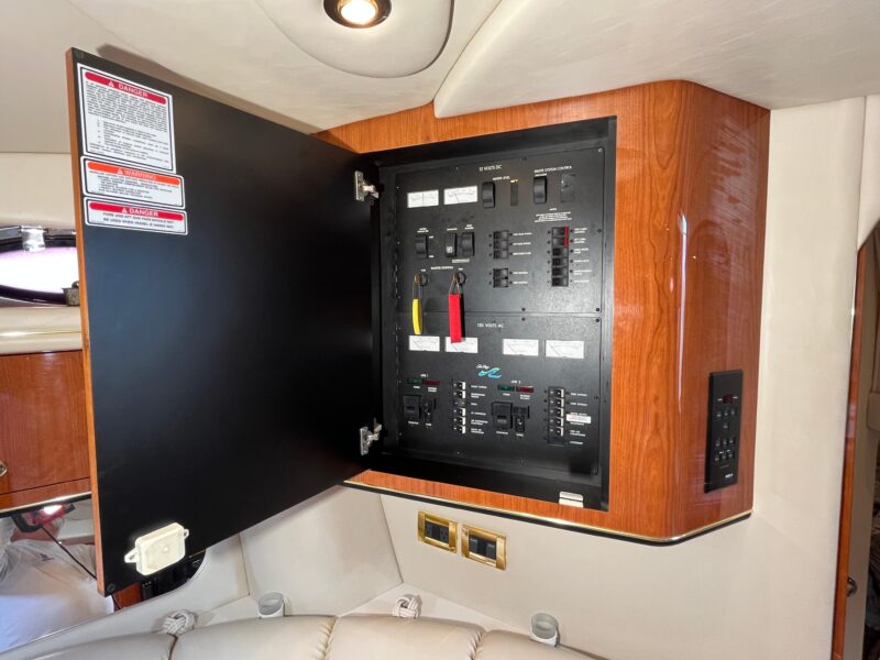 1999 Sea Ray Sundancer 400