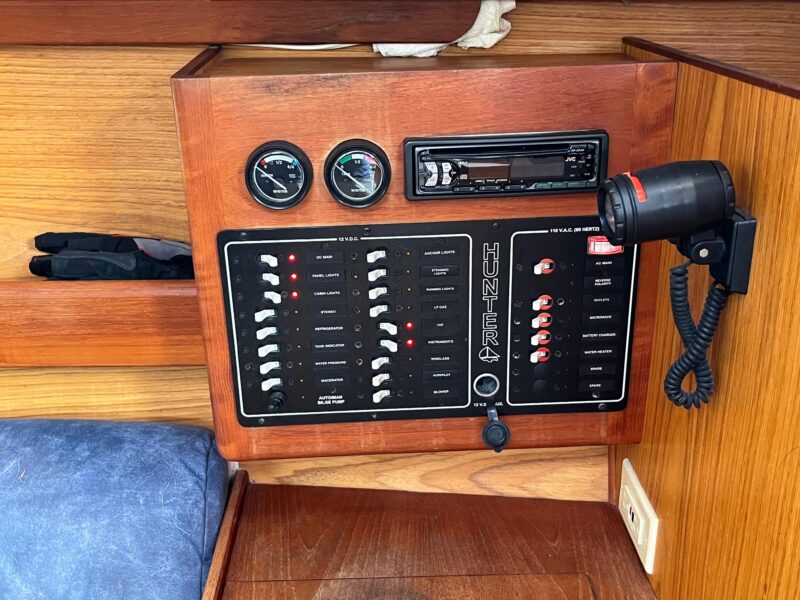 2000 Hunter 340