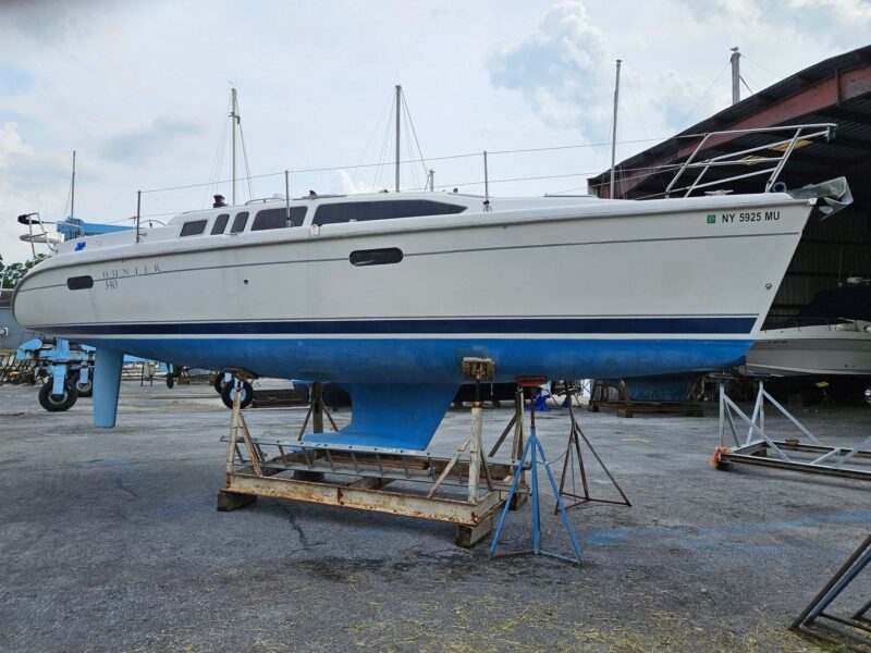 2000 Hunter 340