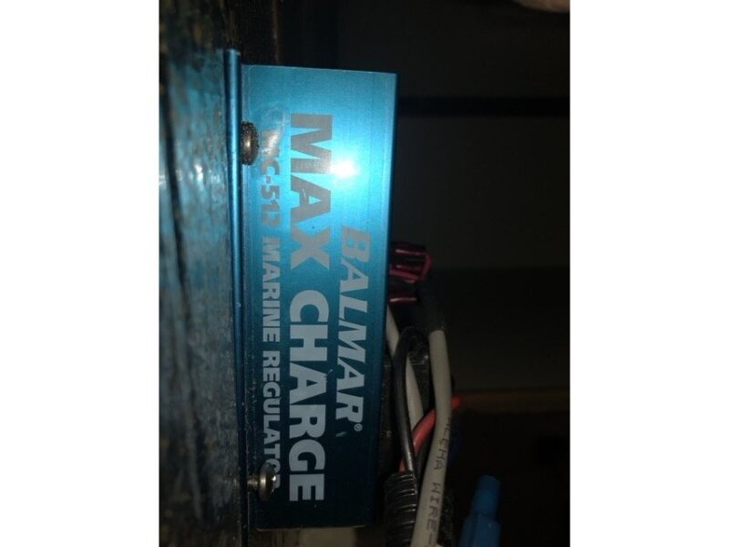 2000 Island Packet 320
