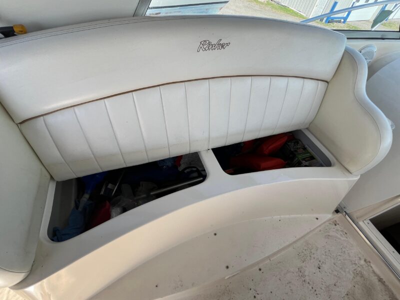 2000 Rinker Fiesta Vee 340