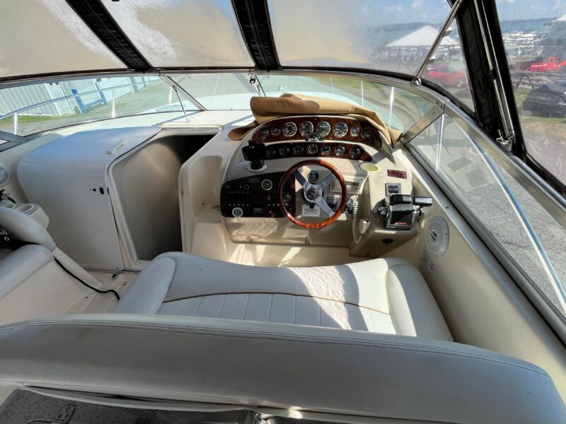 2000 Rinker Fiesta Vee 340